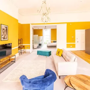 Spectacular Greenpark House - Prescott Apartment Bath